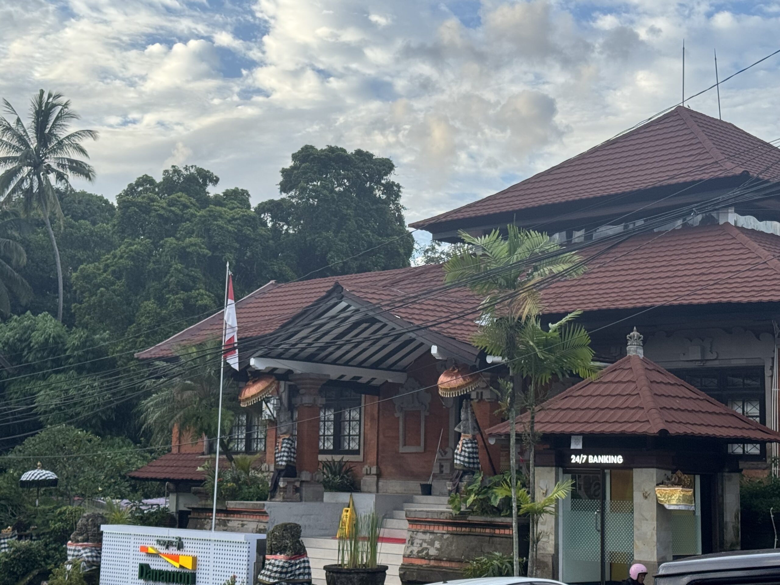 Stanmore College Visit to Bali Local Building
